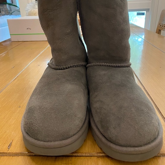 COPY - UGG Mid Calf Gray Men’s 8 or Women’s 9, NEW without box - Picture 6 of 15